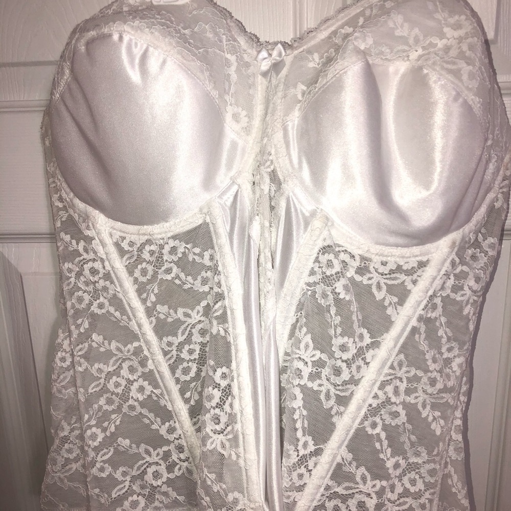 Lace bustier corset never worn! New with tags!